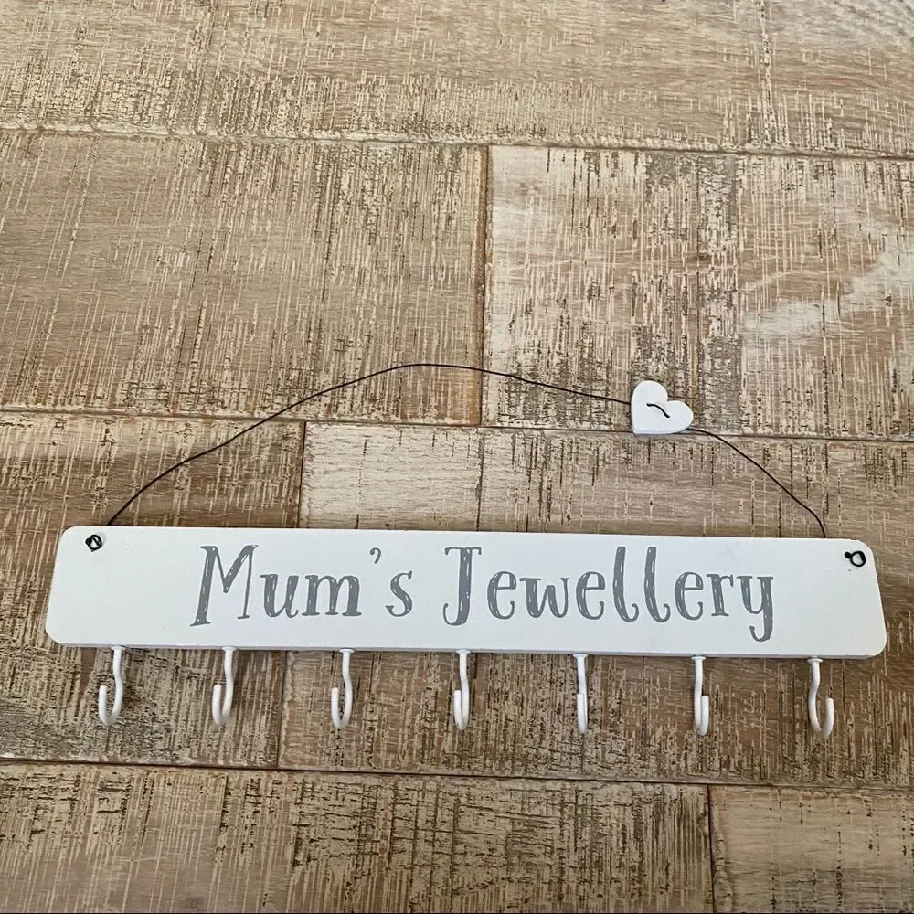 Mum’s Jewelry white decorative hook